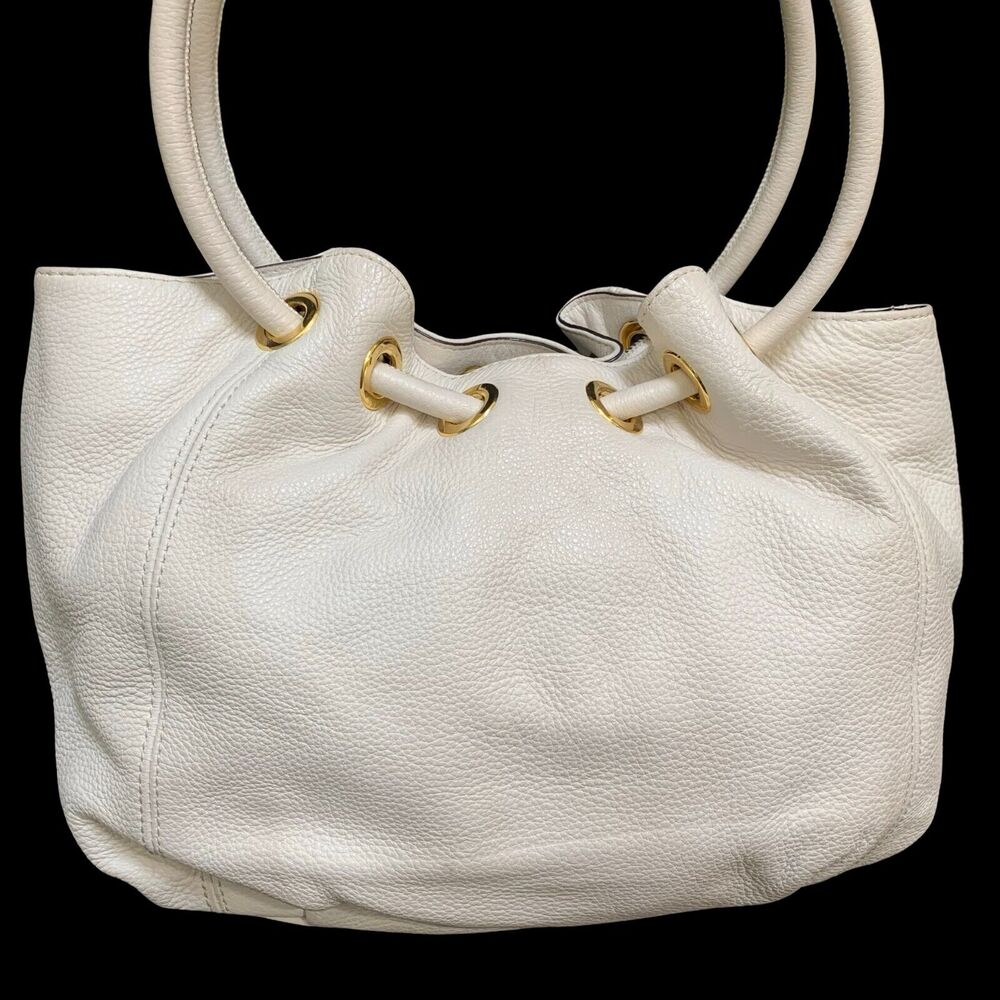 MICHAEL KORS Vanilla Pebbled Leather Tasseled ASTOR Ring Tote Shoulder Bag - Picture 4 of 12